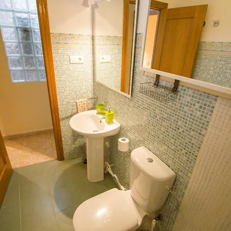 Valencia Central Apartment דירה ולנסיה